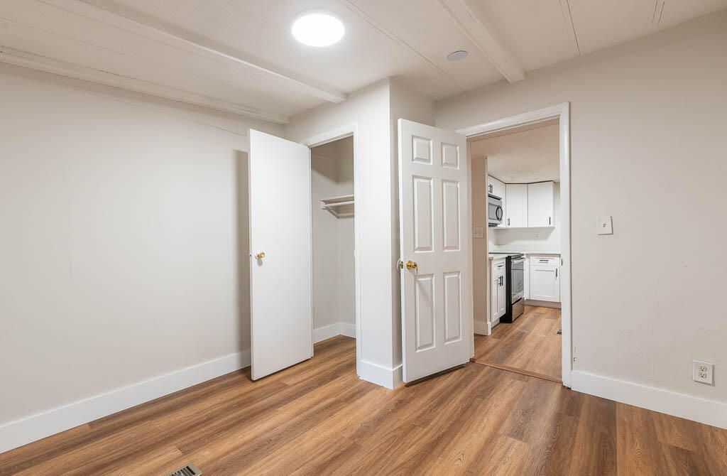 For Rent: $2,750 (4 beds, 2 baths, 1344 Square Feet)