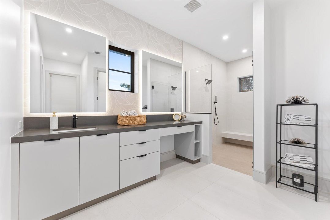 На продажу: $7,150,000 (6 спален, 6 ванн, 5845 Квадратных фут)