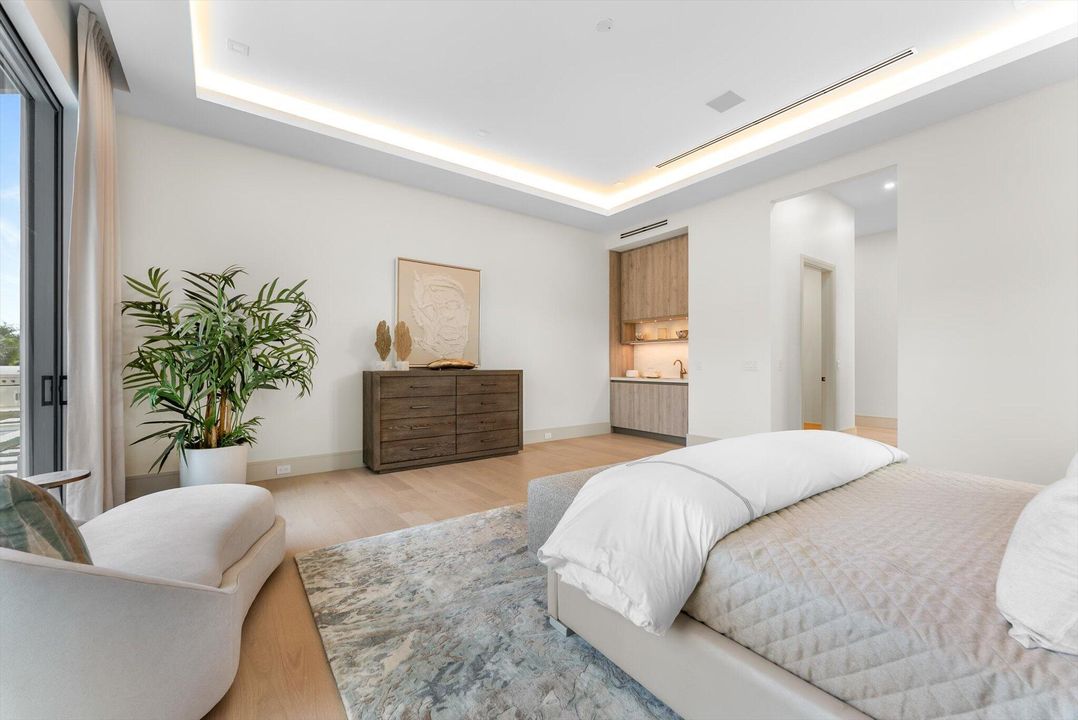 На продажу: $7,150,000 (6 спален, 6 ванн, 5845 Квадратных фут)