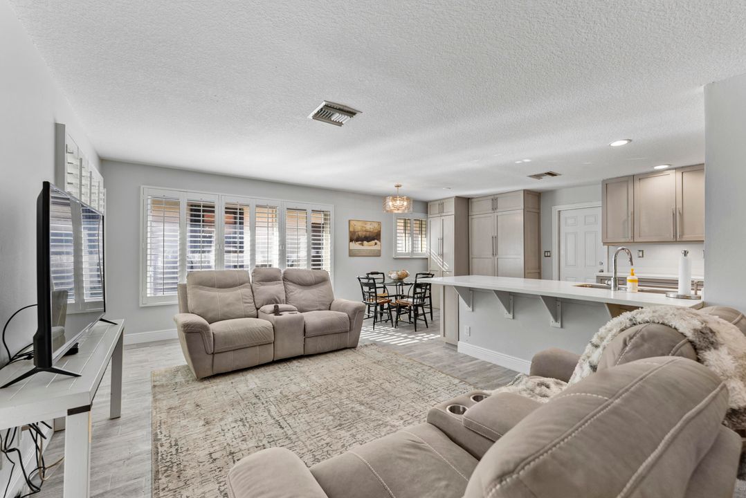 待售: $555,000 (2 贝兹, 2 浴室, 1832 平方英尺)