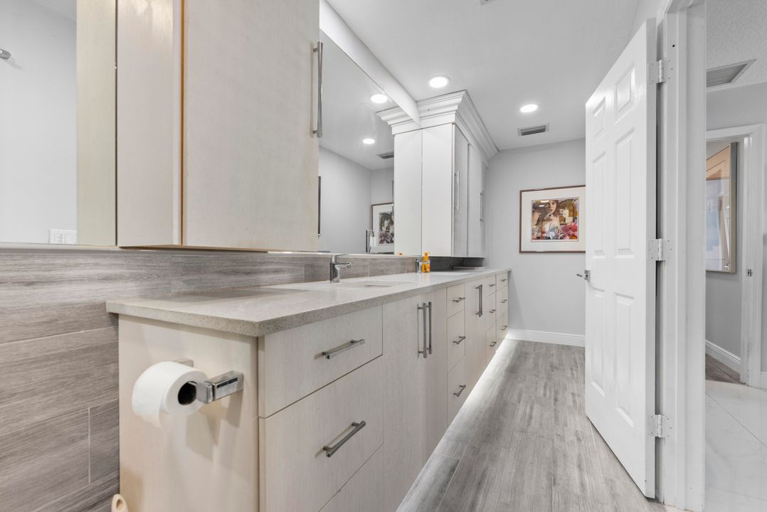 待售: $555,000 (2 贝兹, 2 浴室, 1832 平方英尺)