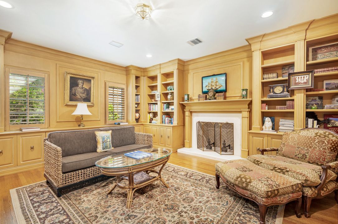 На продажу: $12,900,000 (3 спален, 4 ванн, 4603 Квадратных фут)