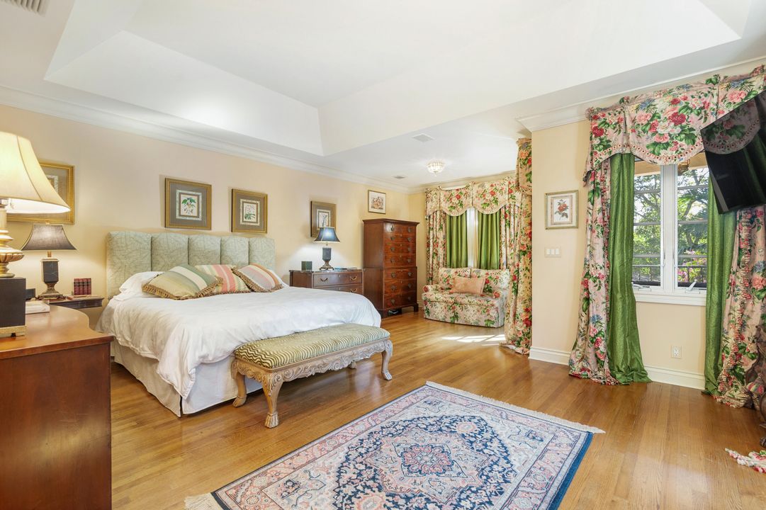 На продажу: $12,900,000 (3 спален, 4 ванн, 4603 Квадратных фут)