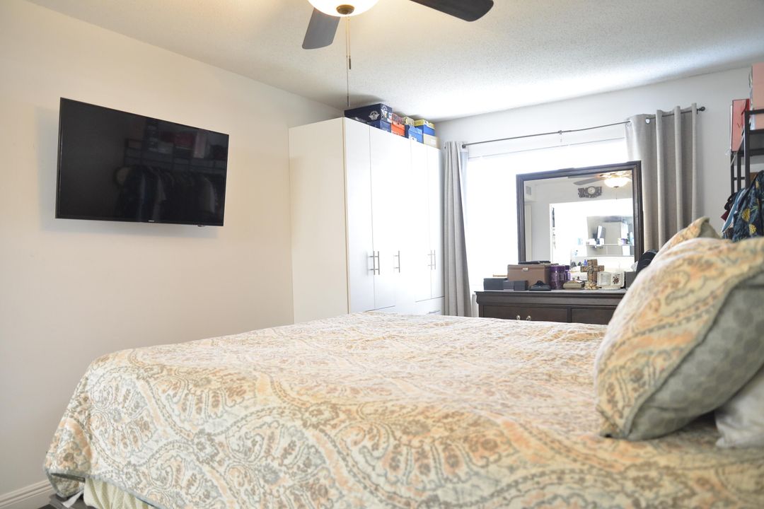 En Venta: $249,900 (2 camas, 2 baños, 1175 Pies cuadrados)