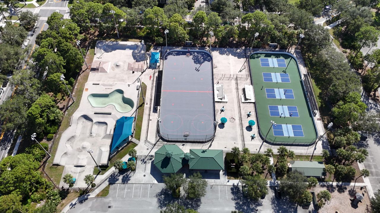 На продажу: $1,200,000 (3 спален, 2 ванн, 2112 Квадратных фут)