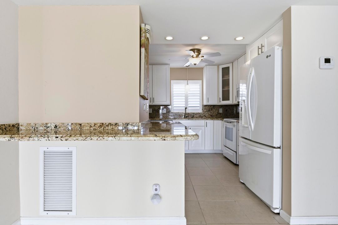 For Sale: $380,000 (2 beds, 2 baths, 1440 Square Feet)