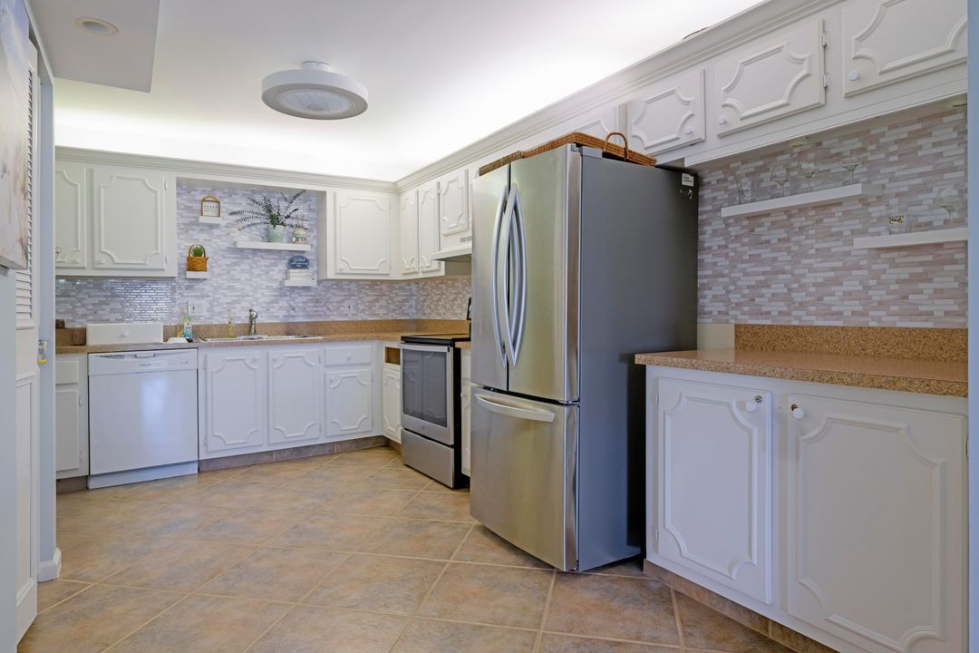 For Sale: $380,000 (2 beds, 2 baths, 1440 Square Feet)