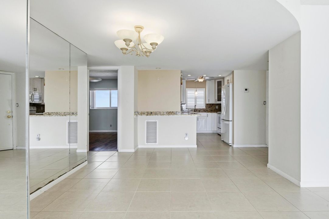 For Sale: $380,000 (2 beds, 2 baths, 1440 Square Feet)