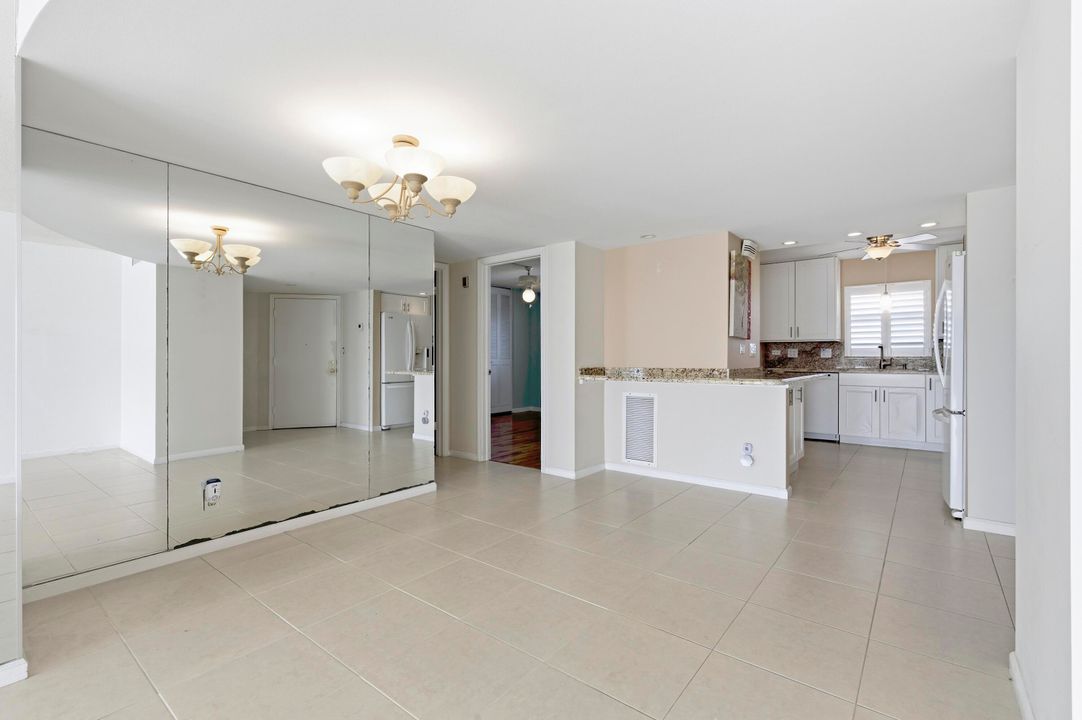 For Sale: $380,000 (2 beds, 2 baths, 1440 Square Feet)