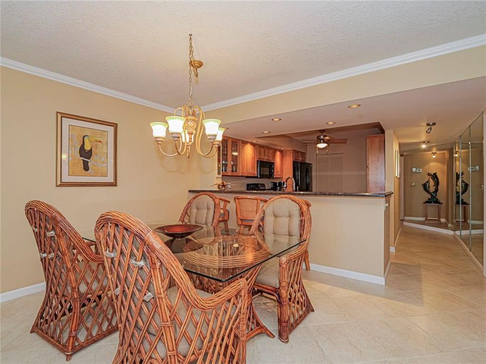 待售: $675,000 (2 贝兹, 2 浴室, 1488 平方英尺)