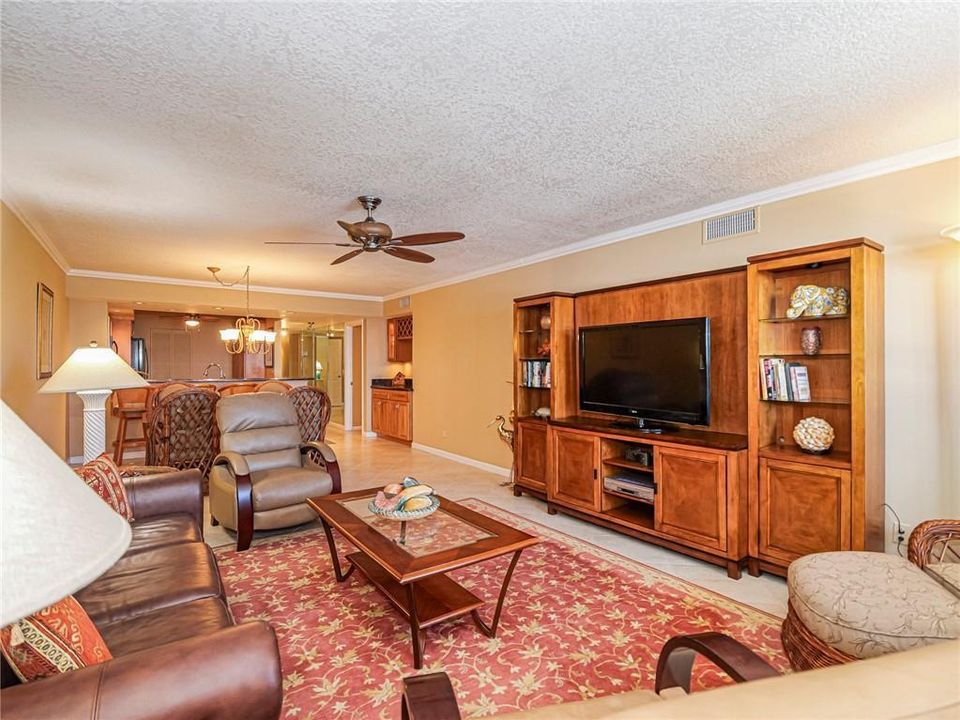 待售: $675,000 (2 贝兹, 2 浴室, 1488 平方英尺)