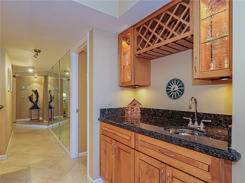 待售: $675,000 (2 贝兹, 2 浴室, 1488 平方英尺)