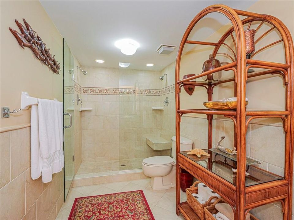 待售: $675,000 (2 贝兹, 2 浴室, 1488 平方英尺)