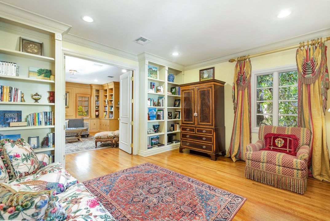 На продажу: $12,900,000 (3 спален, 4 ванн, 4603 Квадратных фут)