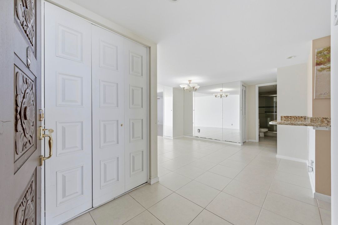 For Sale: $380,000 (2 beds, 2 baths, 1440 Square Feet)