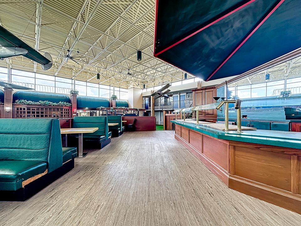 В аренду: $875 (1 спален, 1 ванн, 350 Квадратных фут)