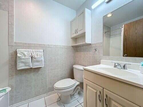 For Rent: $825 (0 beds, 1 baths, 13520 Square Feet)