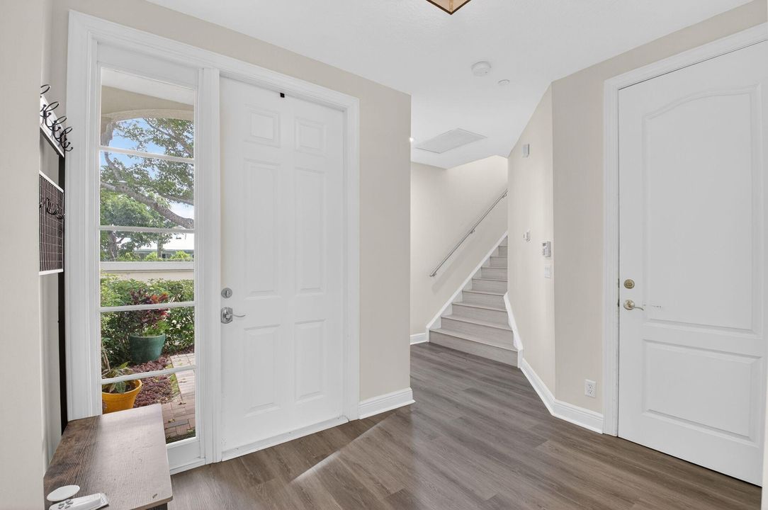 For Rent: $6,400 (4 beds, 4 baths, 3036 Square Feet)