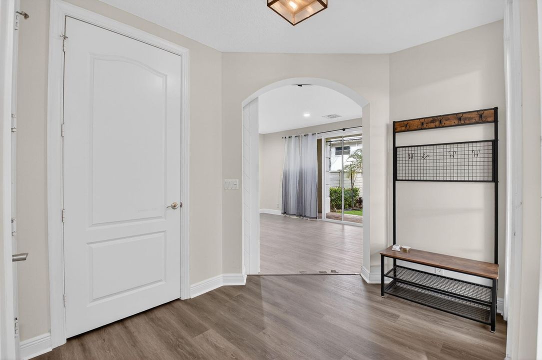 For Rent: $6,400 (4 beds, 4 baths, 3036 Square Feet)