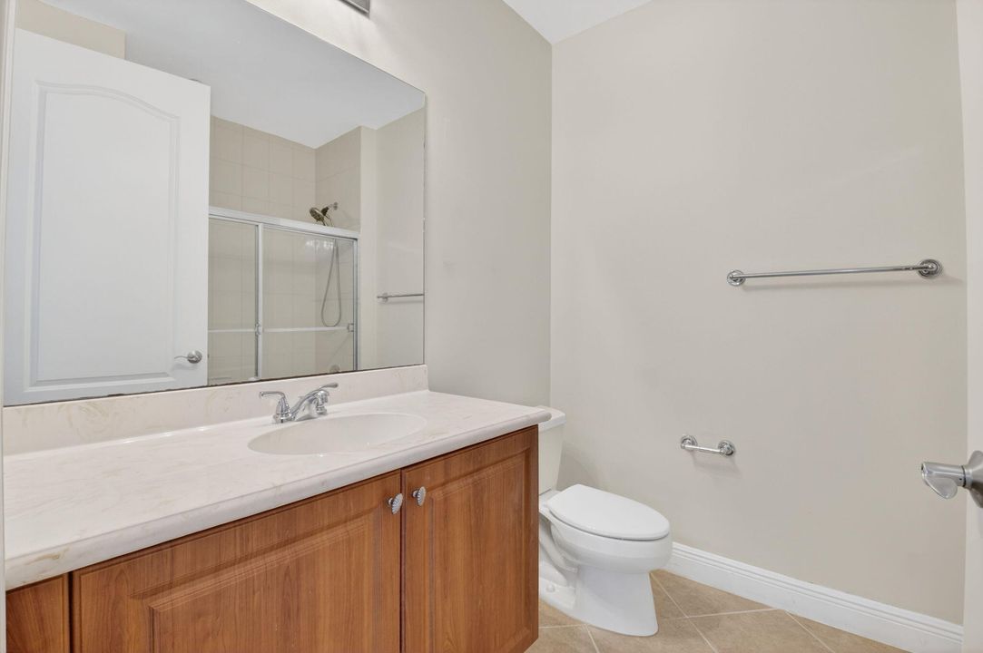 For Rent: $6,400 (4 beds, 4 baths, 3036 Square Feet)