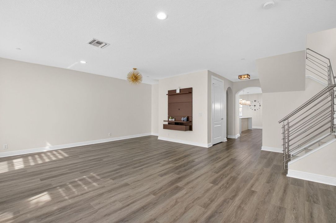 For Rent: $6,400 (4 beds, 4 baths, 3036 Square Feet)