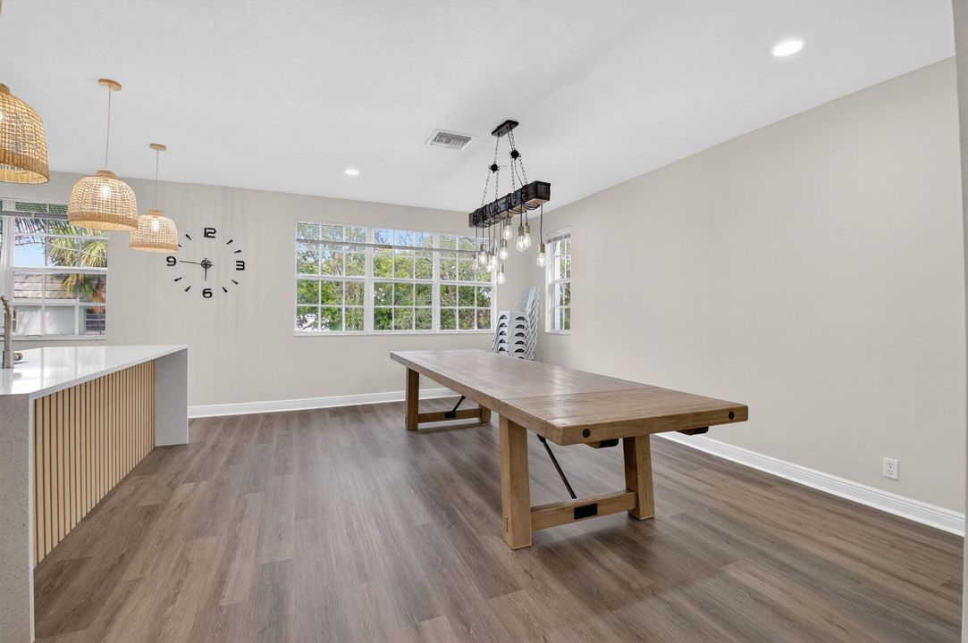 For Rent: $6,400 (4 beds, 4 baths, 3036 Square Feet)