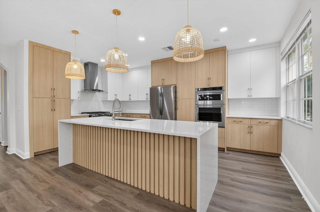 For Rent: $6,400 (4 beds, 4 baths, 3036 Square Feet)