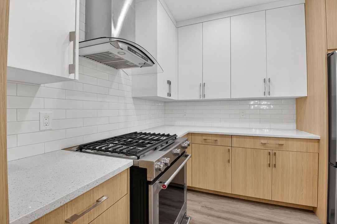 For Rent: $6,400 (4 beds, 4 baths, 3036 Square Feet)