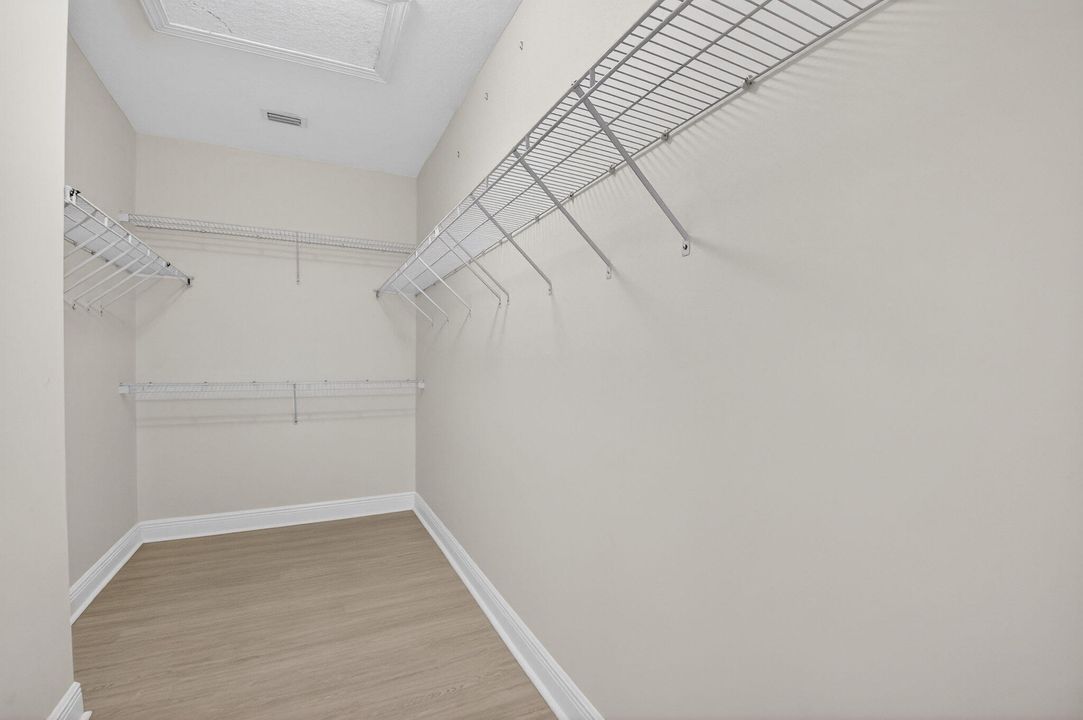 For Rent: $6,400 (4 beds, 4 baths, 3036 Square Feet)