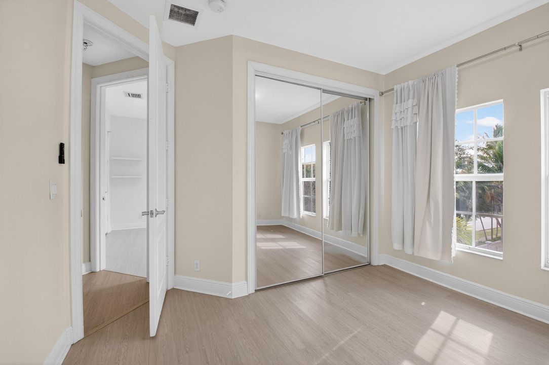 For Rent: $6,400 (4 beds, 4 baths, 3036 Square Feet)