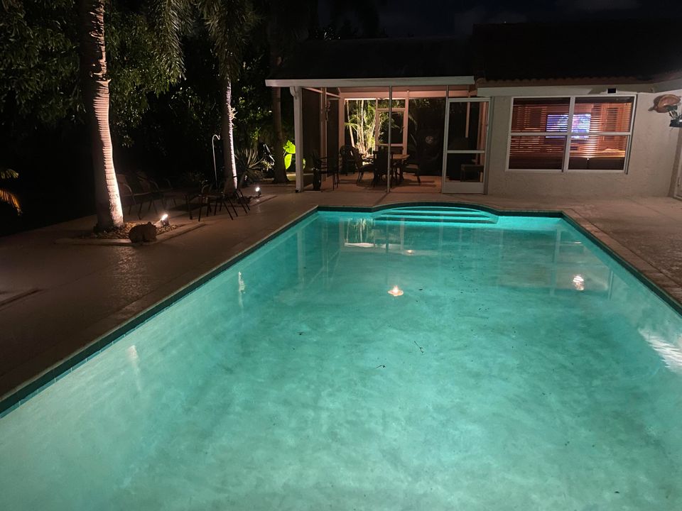 En Venta: $1,199,000 (4 camas, 2 baños, 2016 Pies cuadrados)