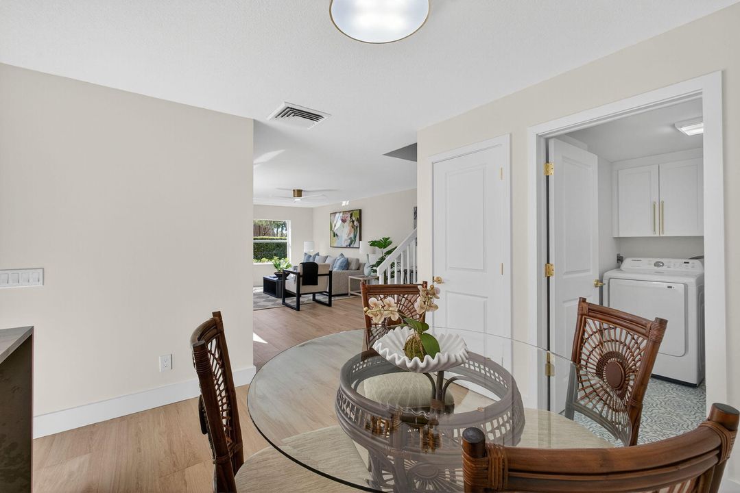 待售: $329,000 (2 贝兹, 2 浴室, 1350 平方英尺)