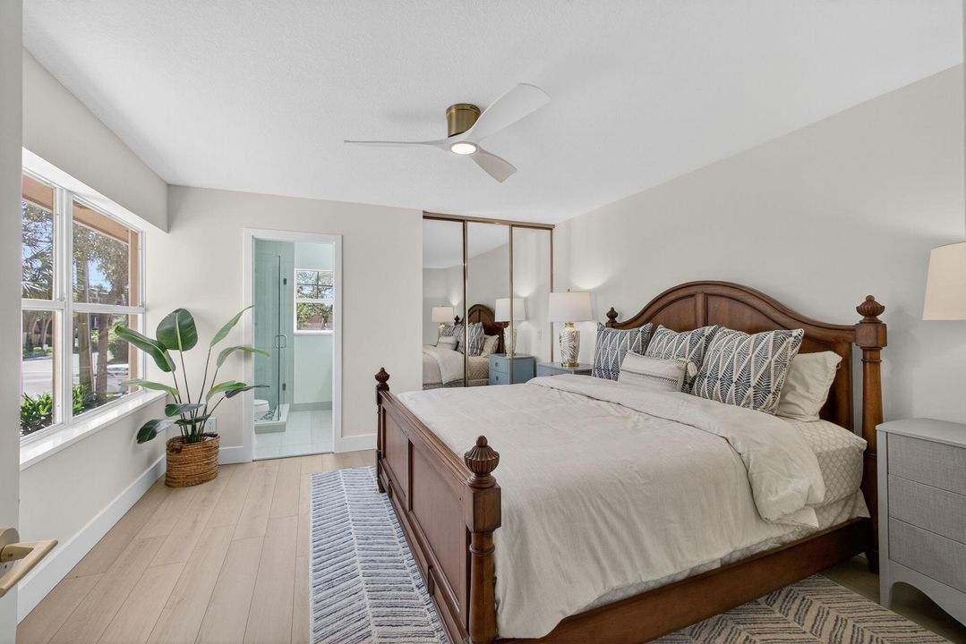 待售: $329,000 (2 贝兹, 2 浴室, 1350 平方英尺)