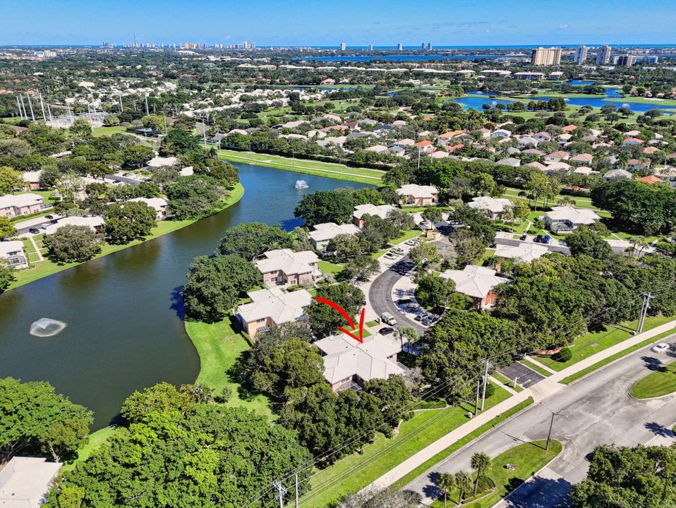 待售: $329,000 (2 贝兹, 2 浴室, 1350 平方英尺)