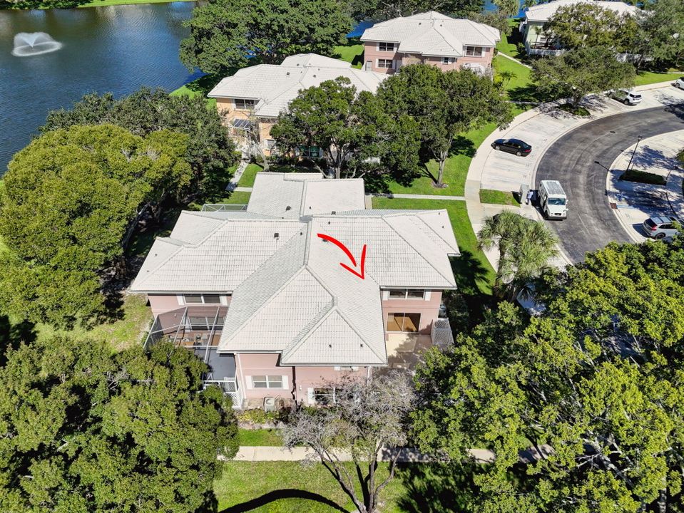 待售: $329,000 (2 贝兹, 2 浴室, 1350 平方英尺)