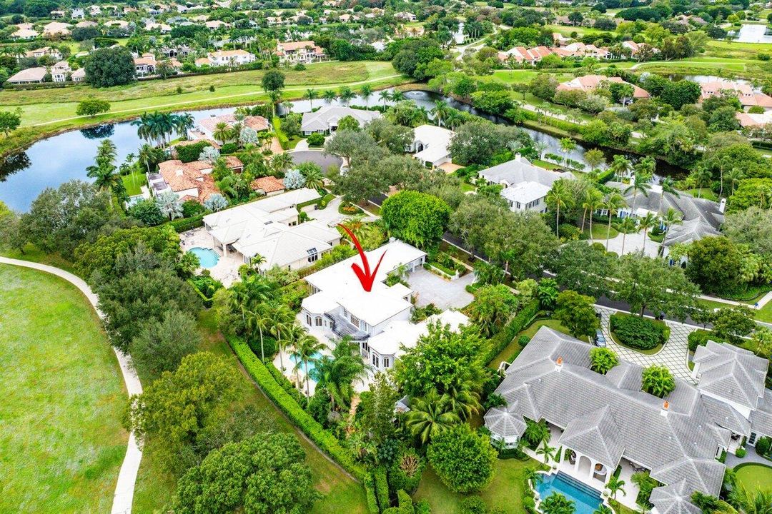 Под контрактом: $25,000 (5 спален, 5 ванн, 5257 Квадратных фут)