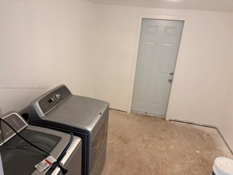 En Venta: $270,000 (4 camas, 3 baños, 1496 Pies cuadrados)