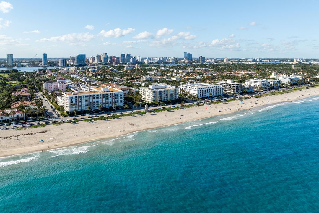 出租: $4,750 (2 贝兹, 1 浴室, 803 平方英尺)