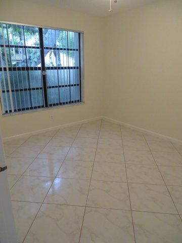 В аренду: $3,000 (3 спален, 2 ванн, 1389 Квадратных фут)