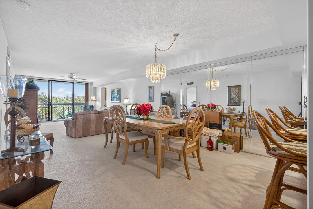 For Sale: $210,000 (2 beds, 2 baths, 1437 Square Feet)