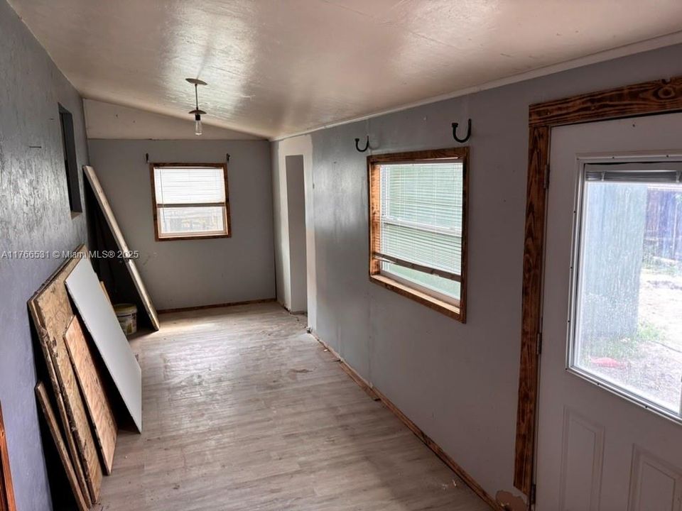 En Venta: $270,000 (4 camas, 3 baños, 1496 Pies cuadrados)