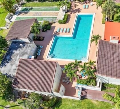 En Venta: $190,000 (2 camas, 2 baños, 1103 Pies cuadrados)