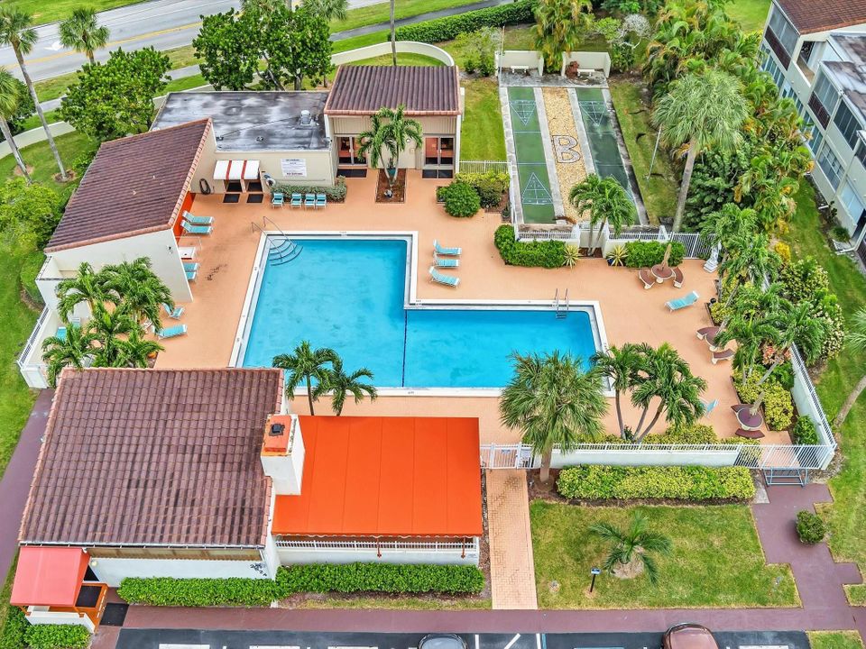 En Venta: $190,000 (2 camas, 2 baños, 1103 Pies cuadrados)