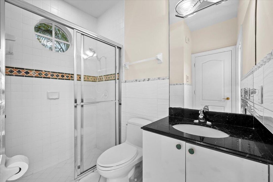 En Venta: $2,299,000 (5 camas, 5 baños, 4003 Pies cuadrados)