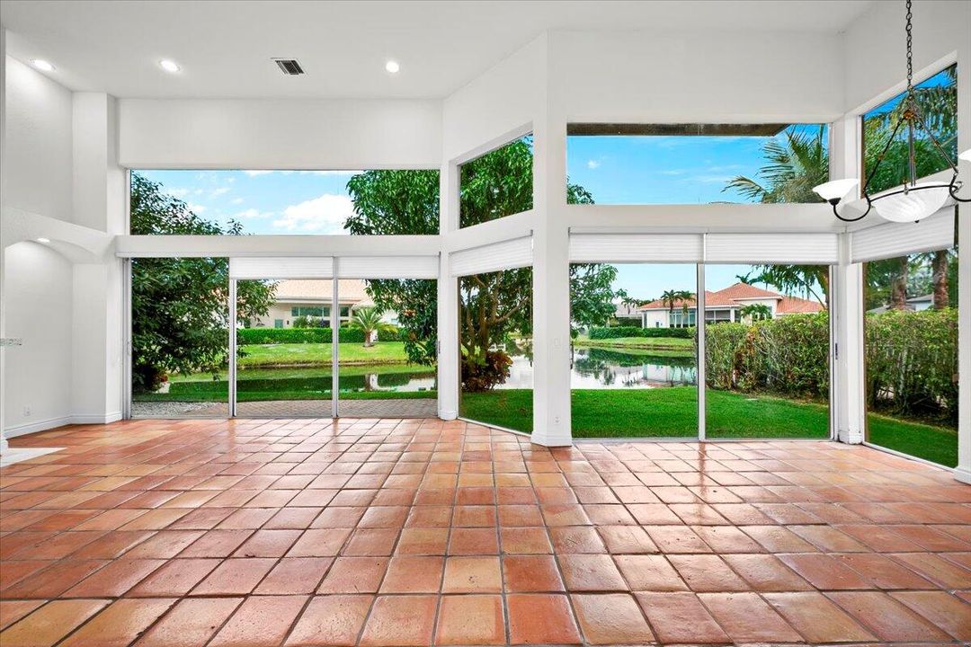 En Venta: $2,299,000 (5 camas, 5 baños, 4003 Pies cuadrados)