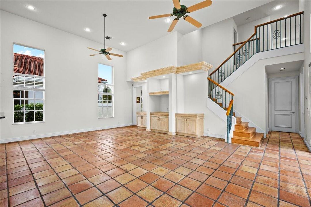 En Venta: $2,299,000 (5 camas, 5 baños, 4003 Pies cuadrados)