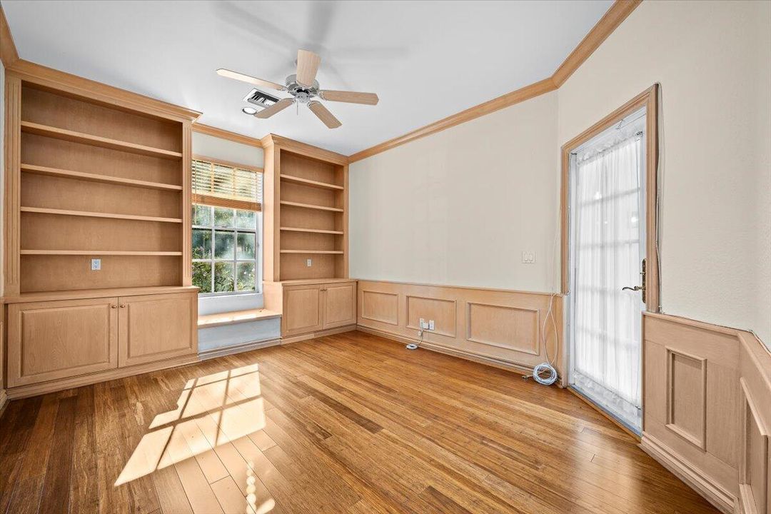 En Venta: $2,299,000 (5 camas, 5 baños, 4003 Pies cuadrados)