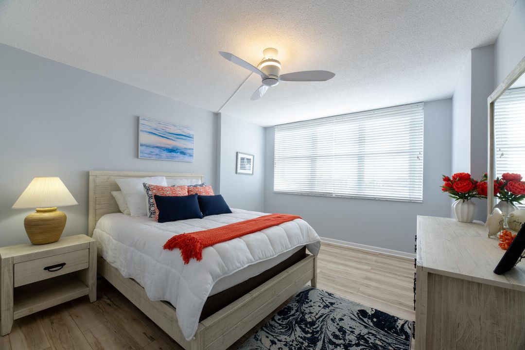 出租: $5,000 (2 贝兹, 2 浴室, 1320 平方英尺)