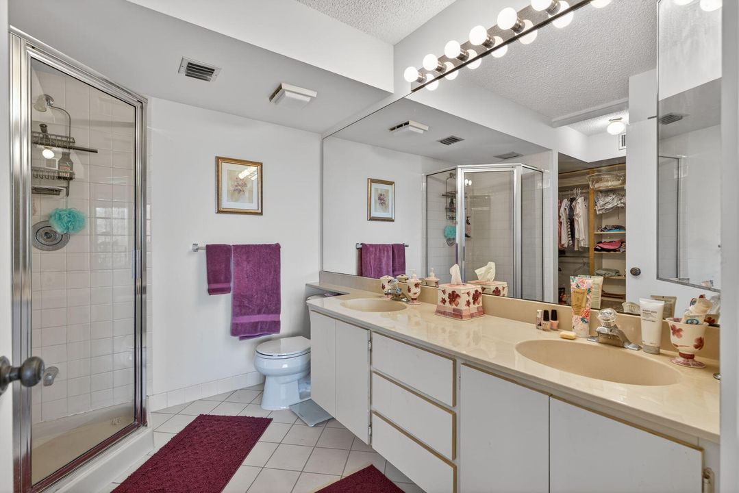 For Sale: $210,000 (2 beds, 2 baths, 1437 Square Feet)