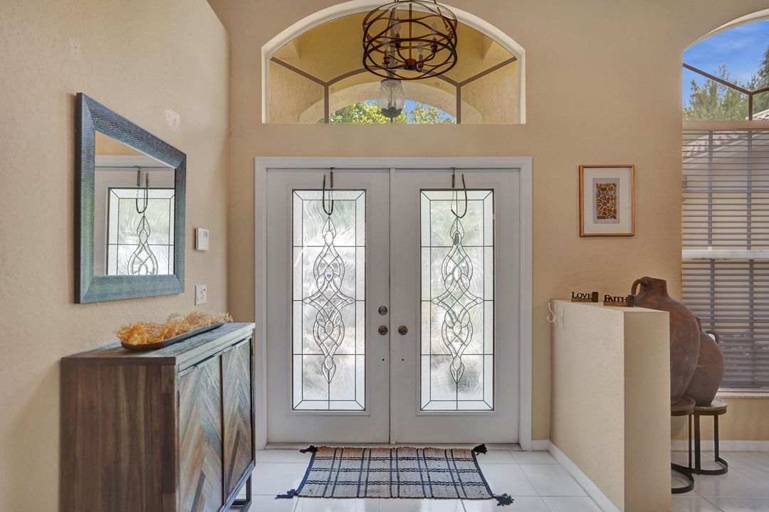 En Venta: $798,000 (3 camas, 2 baños, 2074 Pies cuadrados)